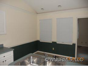 1044 Saddlebrook Drive - Photo 6