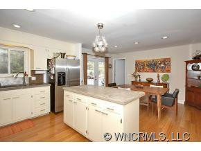 1040 Carousel Lane - Photo 10