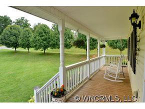 64 Sherry Lane - Photo 2