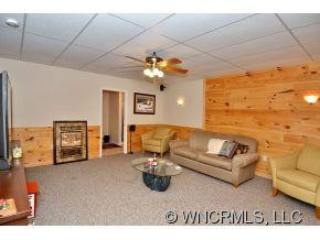 64 Sherry Lane - Photo 12