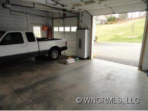64 Sherry Lane - Photo 16
