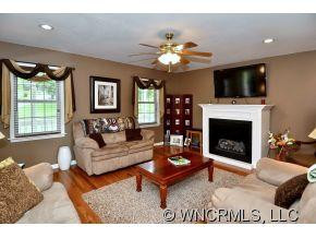 64 Sherry Lane - Photo 3
