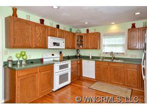 64 Sherry Lane - Photo 5
