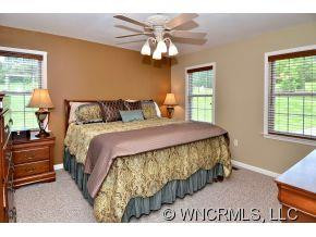64 Sherry Lane - Photo 6