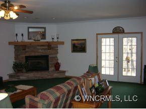 104 Rosewood Lane - Photo 2