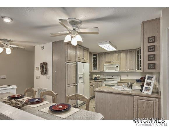 128 Lake Boulevard - Photo 5