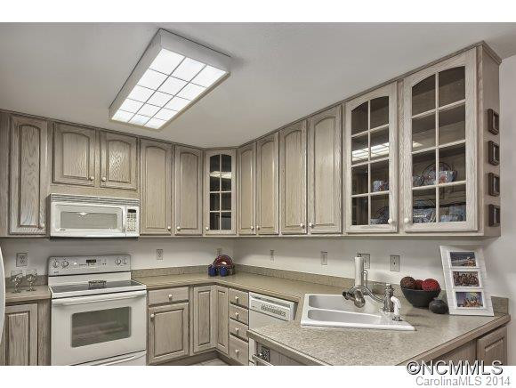 128 Lake Boulevard - Photo 7