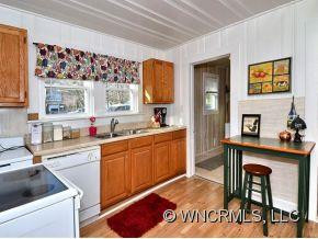 15 5TH STREET - Photo 8