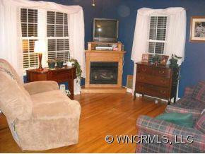 139 Crestview - Photo 3