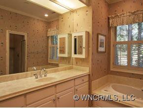 24 EASTWOOD ROAD - Photo 12