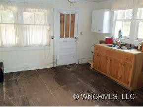 260 ERNEST ROGERS RD - Photo 5