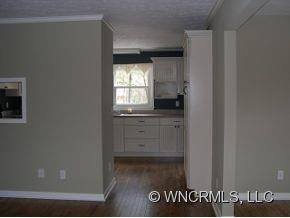 526 Lake Rugby Drive - Photo 8