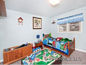 1166 ALLENS CREEK ROAD - Photo 11