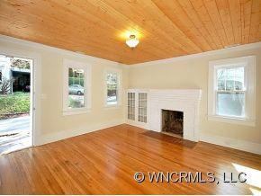 485 COLLEGE STREET - Photo 2