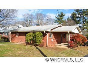 32 Woodgate Road - Photo 2