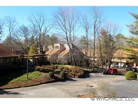 75 Maple Ridge Lane