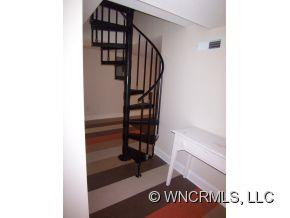 45 Armstrong - Photo 11