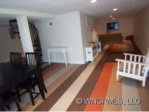 45 Armstrong - Photo 12