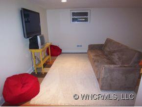 45 Armstrong - Photo 13
