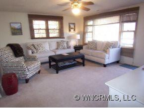 45 Armstrong - Photo 3