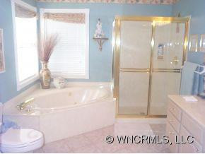 11 A Heather Way - Photo 8