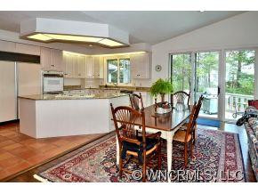 224 MAPLE HILL DRIVE - Photo 11