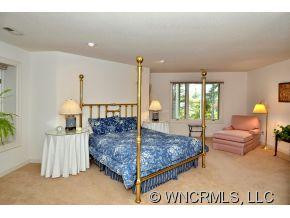 224 MAPLE HILL DRIVE - Photo 19
