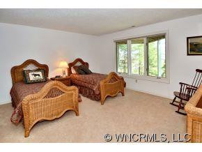 224 MAPLE HILL DRIVE - Photo 21
