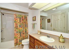 224 MAPLE HILL DRIVE - Photo 22
