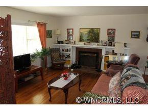 222 Batson Rd - Photo 2
