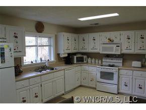 222 Batson Rd - Photo 3