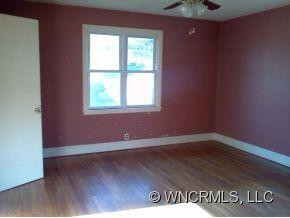 7207 HWY 25 70 - Photo 10