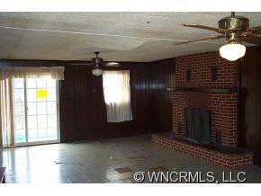 242 Greenberry St - Photo 6