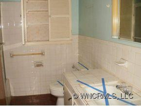 242 Greenberry St - Photo 7
