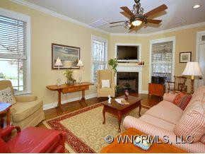152 TRADITION WAY - Photo 2