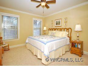 152 TRADITION WAY - Photo 12