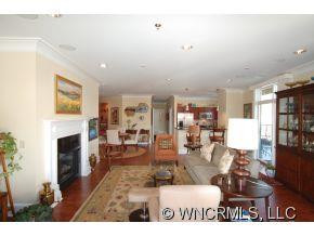 21 Battery Park Unit 506 - Photo 4