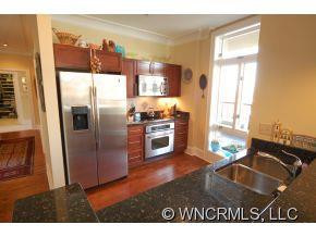 21 Battery Park Unit 506 - Photo 10