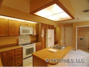 107 CLUBWOOD COURT - Photo 3