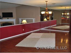 107 CLUBWOOD COURT - Photo 5