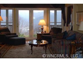 157 Presidential Drive - Photo 3