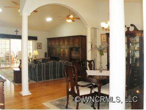 71 Dallas Drive - Photo 2