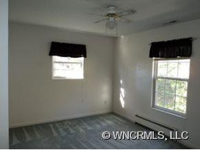 125 Strickland Terrace - Photo 2