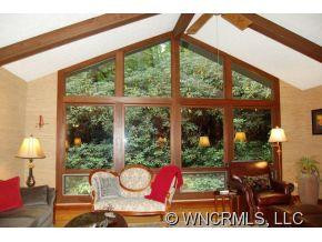 28 IROQUOIS DRIVE - Photo 2