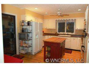 28 IROQUOIS DRIVE - Photo 6