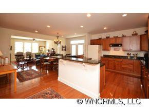1674 Olmsted Drive - Photo 4