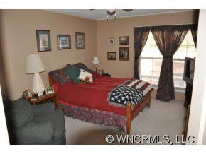 270 Mc Kee Road - Photo 7