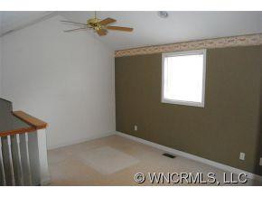 63 Avery Street - Photo 9