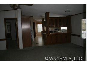 95 Four Wheel Dr. - Photo 4
