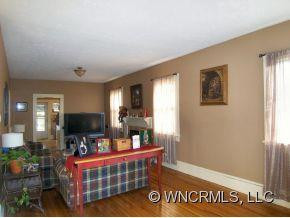8 Collenwood Road - Photo 3